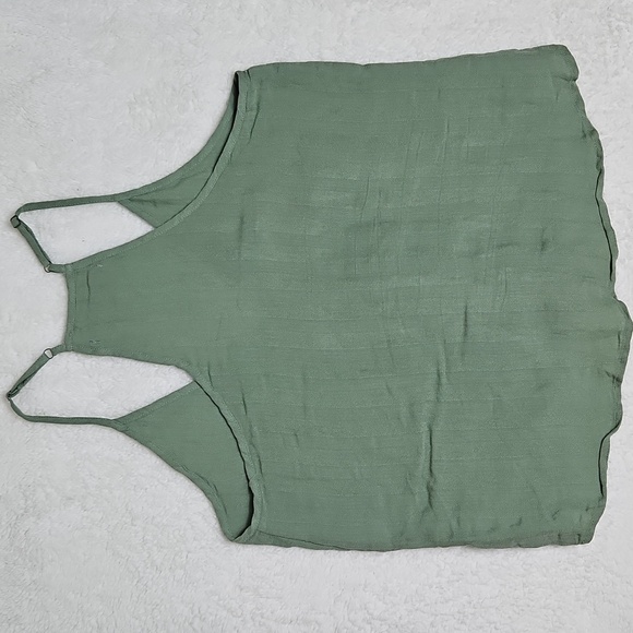 Emmer & Oat Green Razorback Top Size Small - Picture 3 of 3